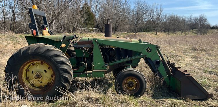 image for item JH9227 John Deere 2640  tractor
