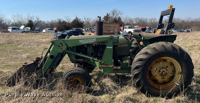 image for item JH9227 John Deere 2640  tractor