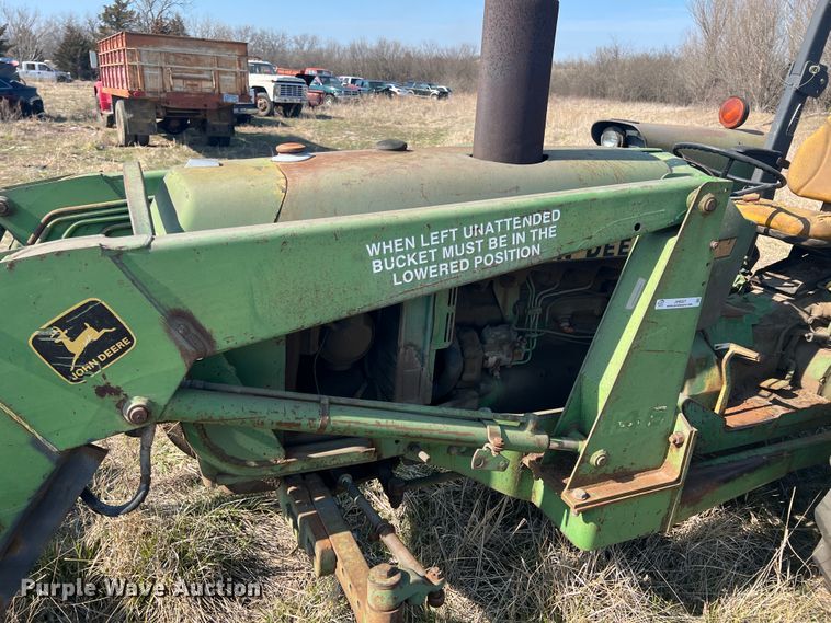 image for item JH9227 John Deere 2640  tractor