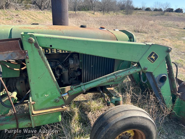 image for item JH9227 John Deere 2640  tractor