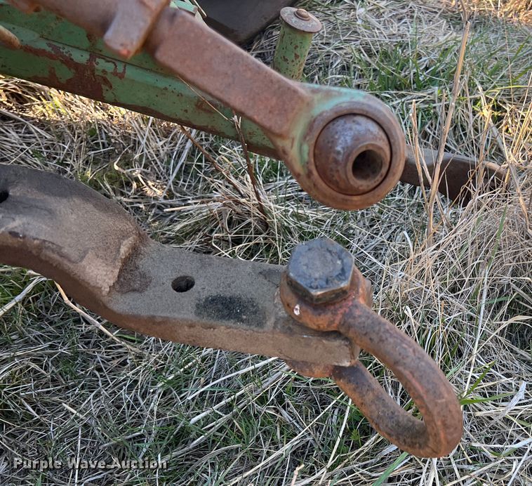 image for item JH9227 John Deere 2640  tractor