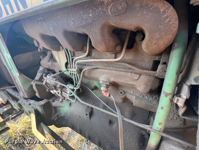 image for item JH9227 John Deere 2640  tractor