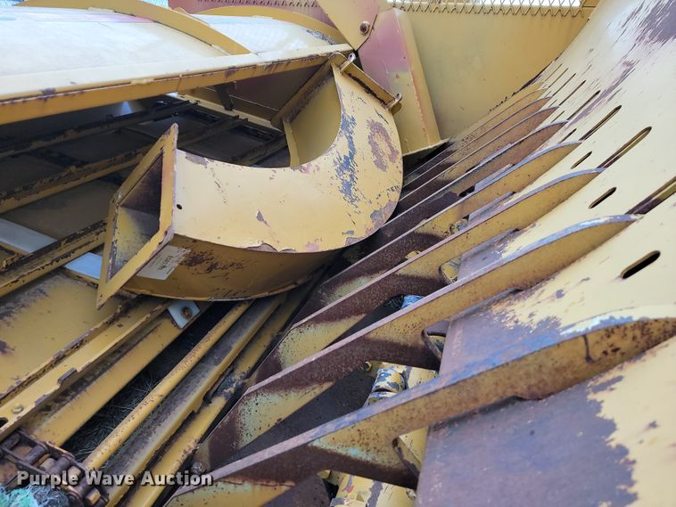 image for item JL9650 HayBuster 2564  bale processor