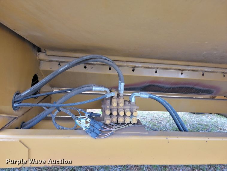 image for item JL9650 HayBuster 2564  bale processor