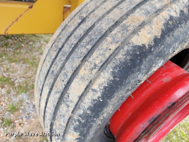 image for item JL9650 HayBuster 2564  bale processor