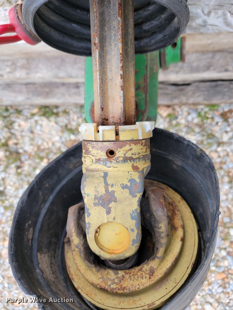 image for item JL9651 John Deere HX15  batwing rotary mower