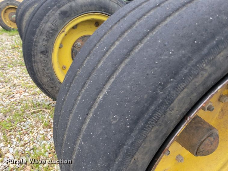 image for item JL9651 John Deere HX15  batwing rotary mower