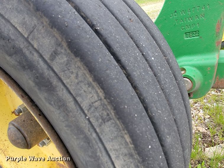 image for item JL9651 John Deere HX15  batwing rotary mower