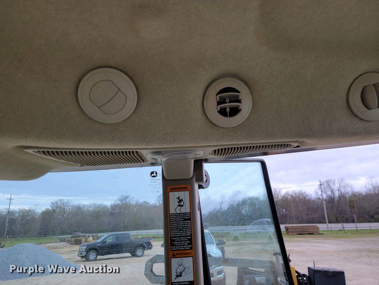 image for item JL9656 John Deere 5100E  MFWD tractor