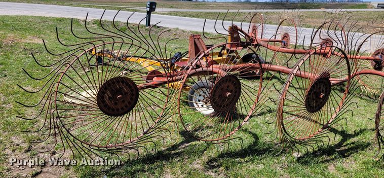 image for item JL9674 Tonutti  hay rake