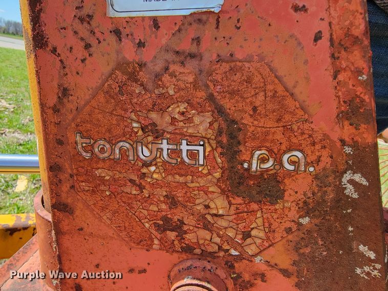 image for item JL9674 Tonutti  hay rake