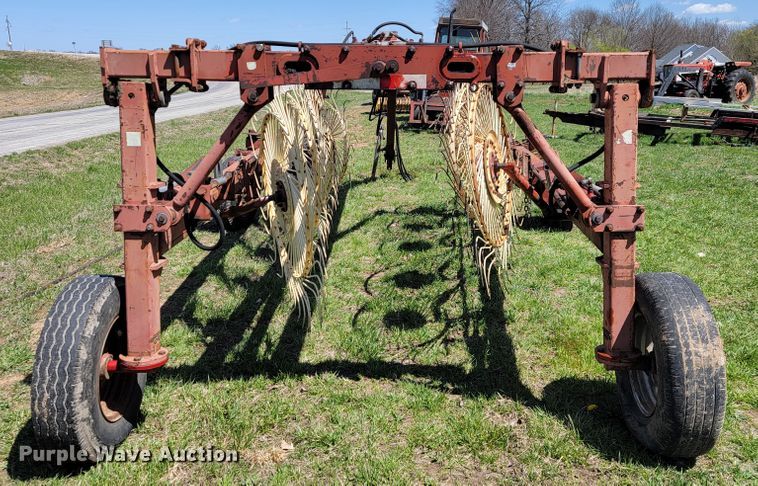 image for item JL9675 Sitrex Magnum MK10-12  hay rake