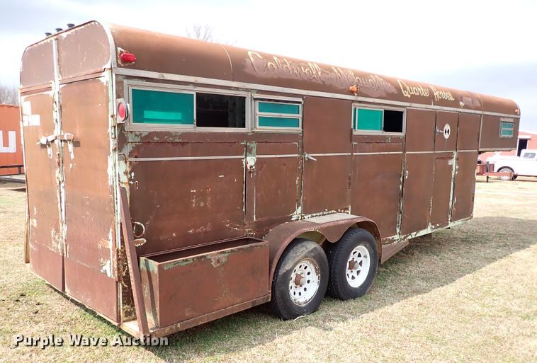 image for item JO9652 WW  livestock trailer