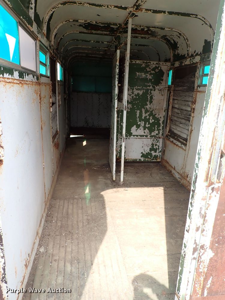 image for item JO9652 WW  livestock trailer