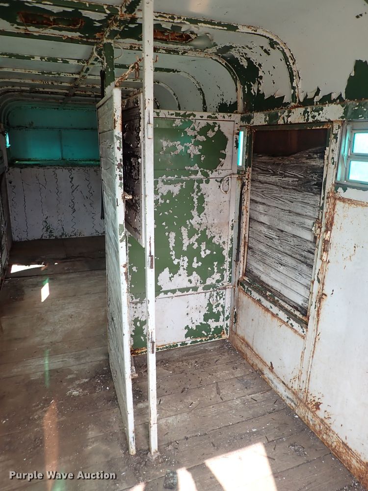 image for item JO9652 WW  livestock trailer