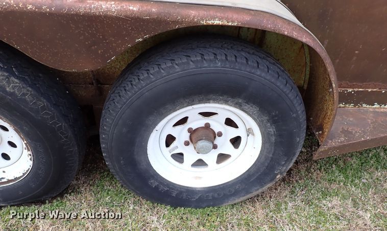 image for item JO9652 WW  livestock trailer