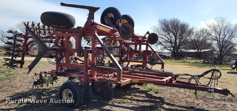 image for item KC9527 Sunflower 3371-33  sweep plow