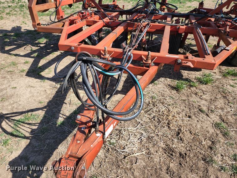 image for item KC9527 Sunflower 3371-33  sweep plow