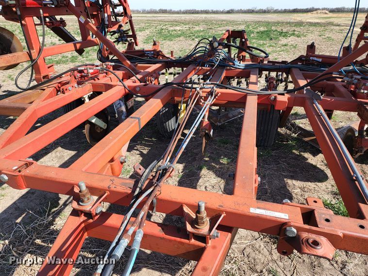 image for item KC9527 Sunflower 3371-33  sweep plow