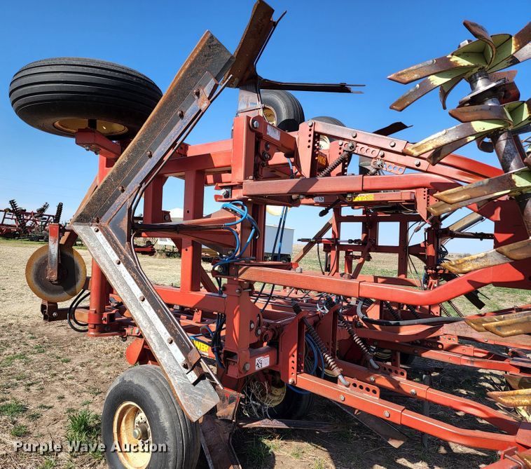image for item KC9527 Sunflower 3371-33  sweep plow