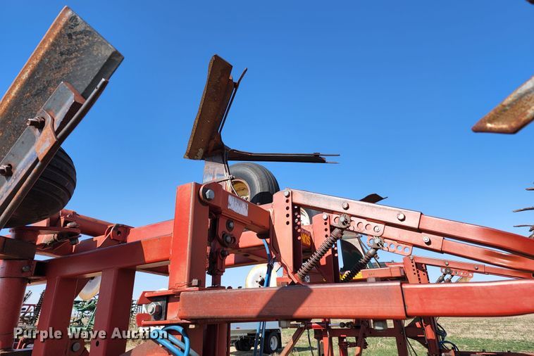 image for item KC9527 Sunflower 3371-33  sweep plow