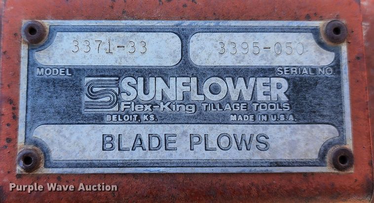 image for item KC9527 Sunflower 3371-33  sweep plow