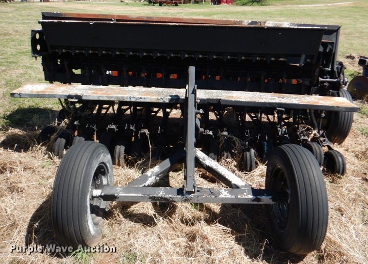 image for item KP9239 (3) grain drills