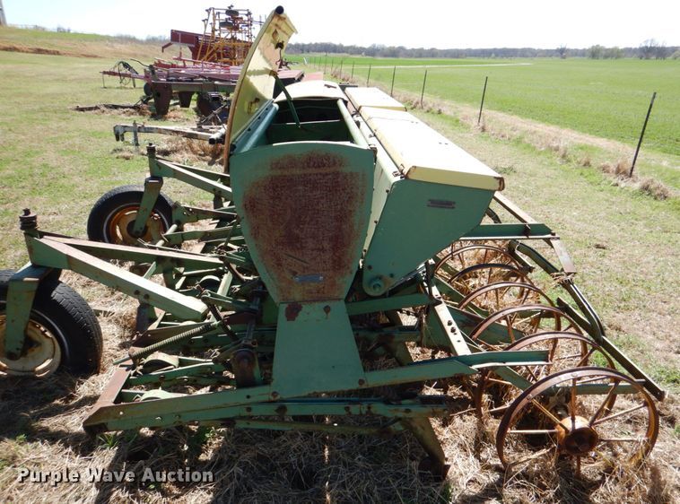 image for item KP9239 (3) grain drills