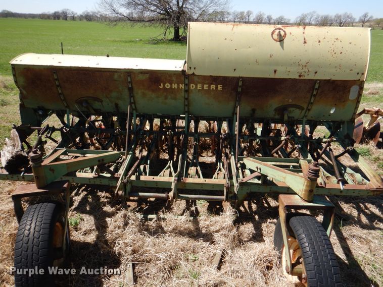 image for item KP9239 (3) grain drills