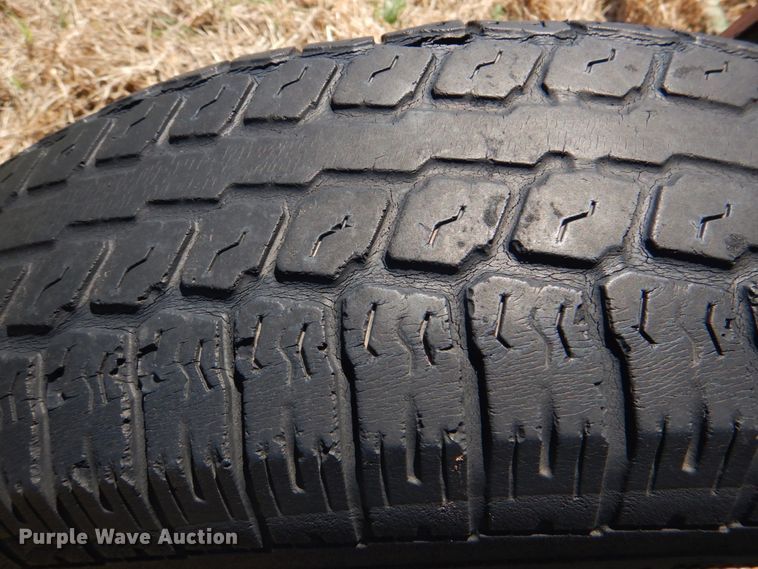 image for item KP9239 (3) grain drills