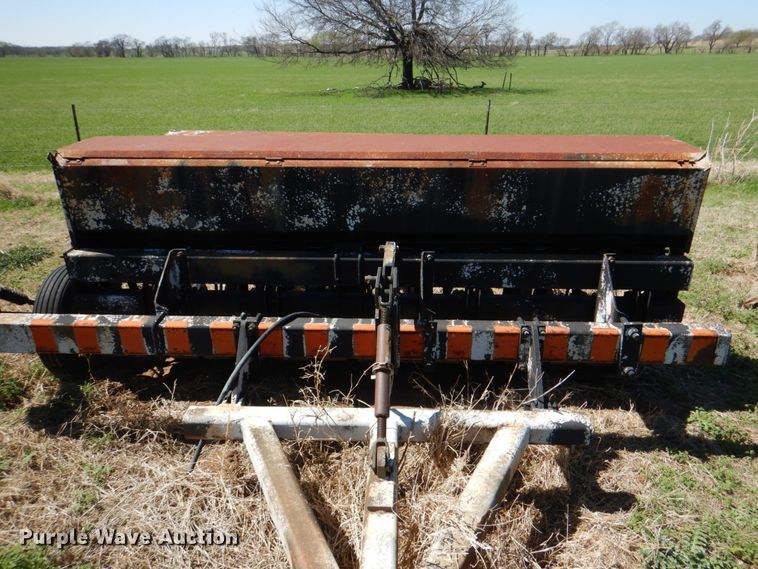 image for item KP9239 (3) grain drills