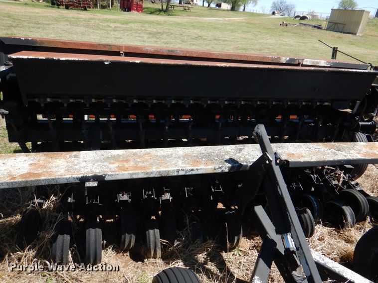 image for item KP9239 (3) grain drills