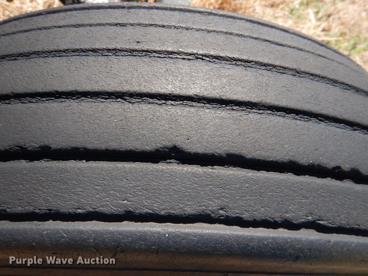 image for item KP9239 (3) grain drills