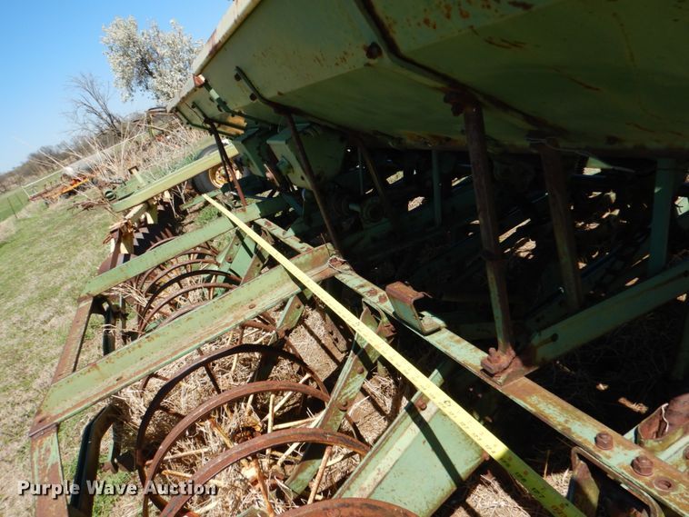 image for item KP9239 (3) grain drills