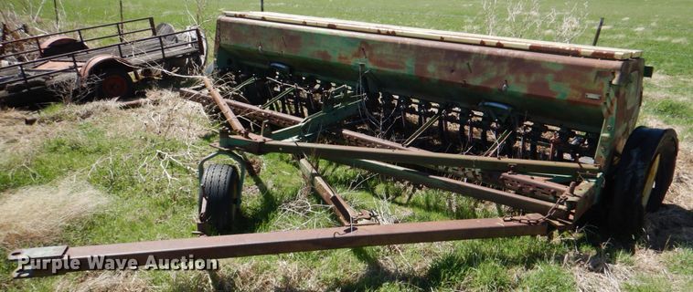 image for item KP9239 (3) grain drills