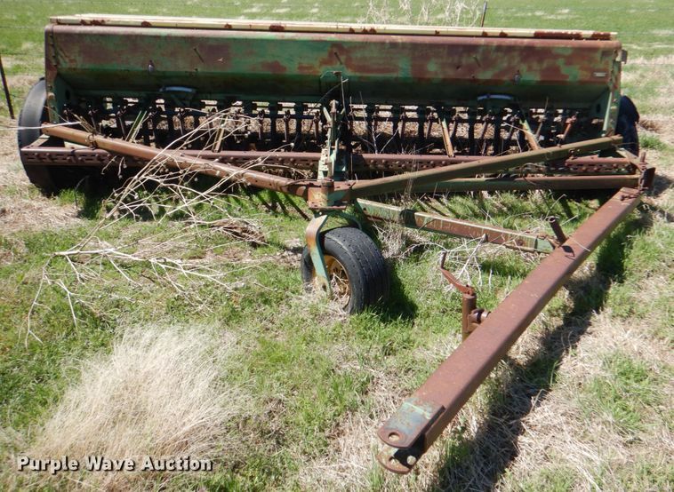 image for item KP9239 (3) grain drills