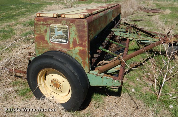 image for item KP9239 (3) grain drills