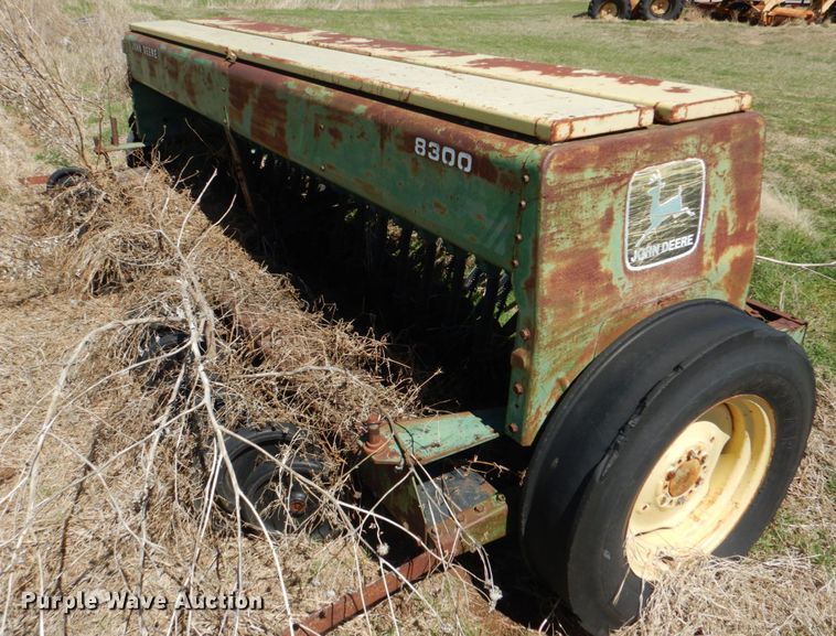 image for item KP9239 (3) grain drills