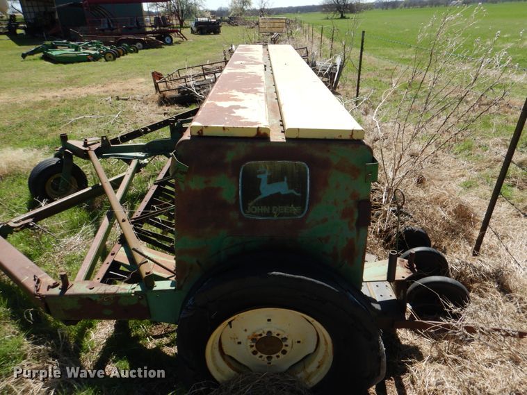 image for item KP9239 (3) grain drills