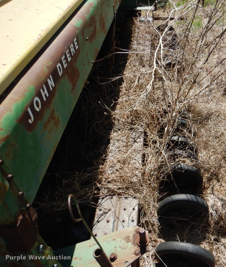 image for item KP9239 (3) grain drills