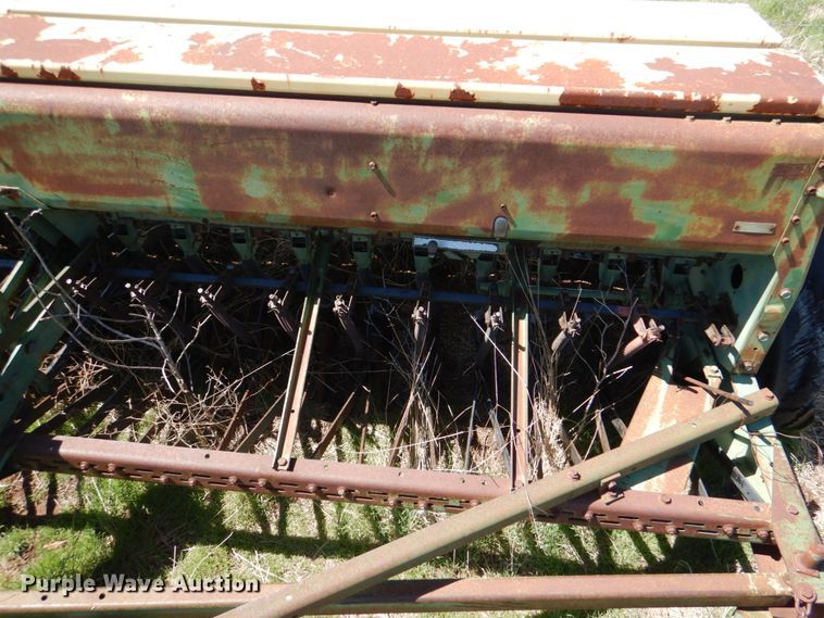 image for item KP9239 (3) grain drills