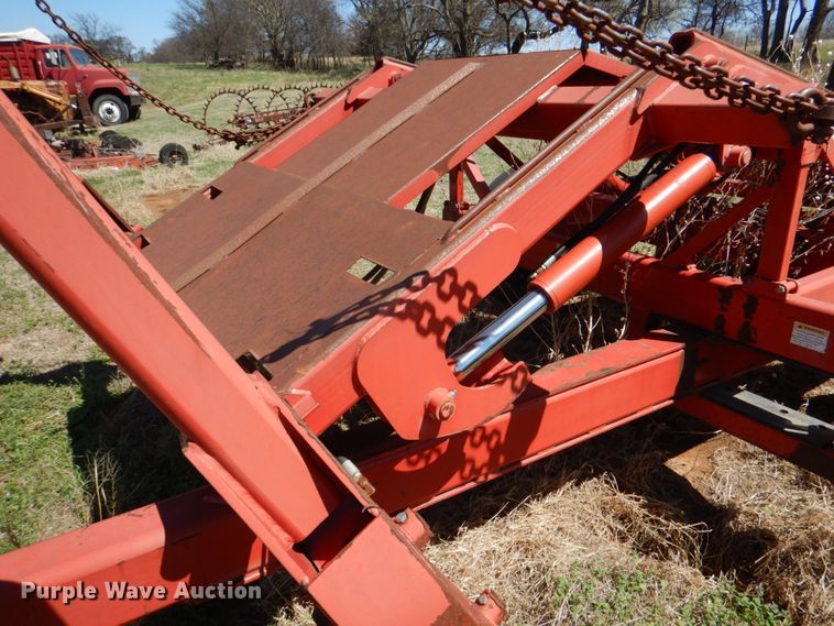 image for item KP9240 Morris Pro-Ag  Bale Skoop HD4SR bale stacker