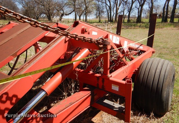 image for item KP9240 Morris Pro-Ag  Bale Skoop HD4SR bale stacker