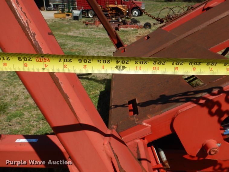 image for item KP9240 Morris Pro-Ag  Bale Skoop HD4SR bale stacker