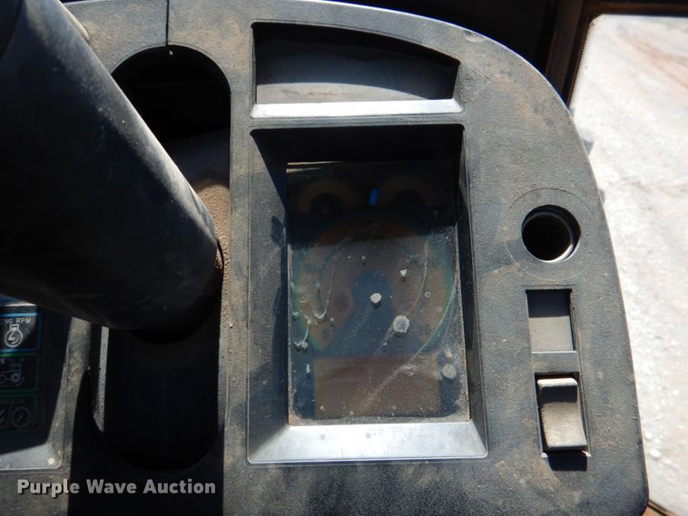 image for item KP9242 1989 John Deere 4955  MFWD tractor