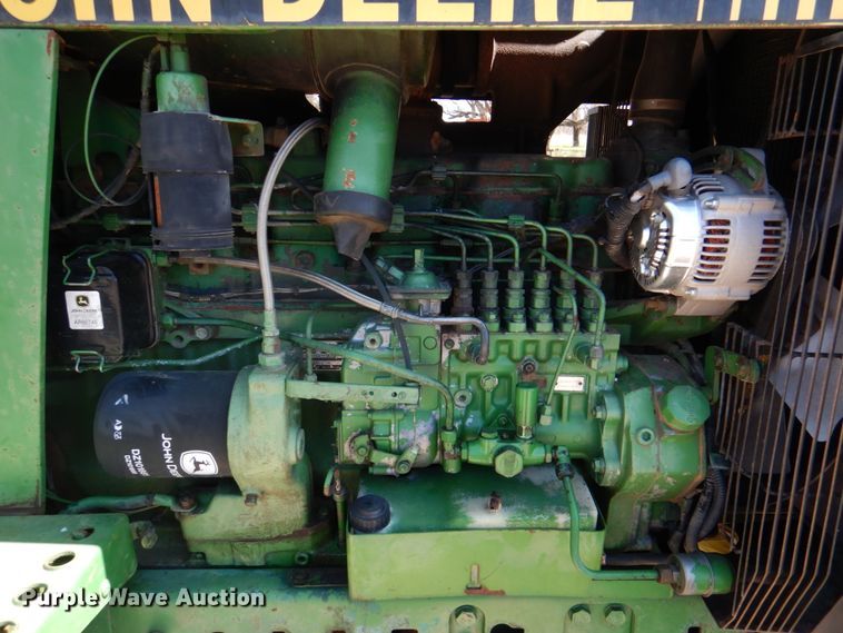 image for item KP9242 1989 John Deere 4955  MFWD tractor