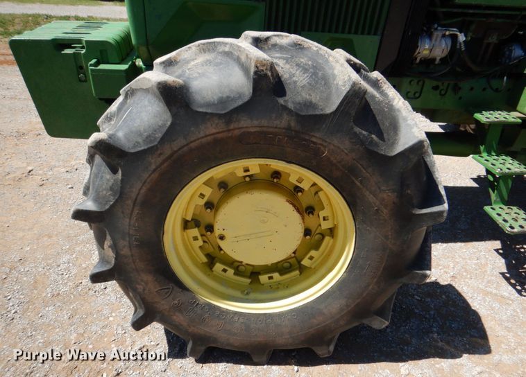 image for item KP9242 1989 John Deere 4955  MFWD tractor