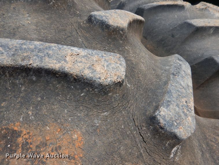 image for item KP9246 1983 John Deere 8650  4WD tractor