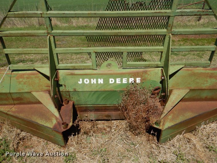 image for item KP9246 1983 John Deere 8650  4WD tractor