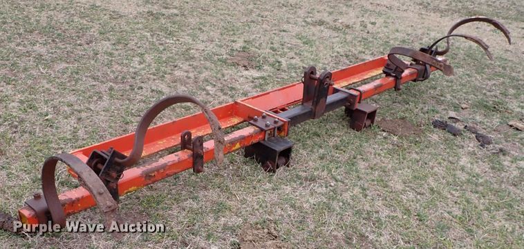 image for item KR9670 Row crop cultivator